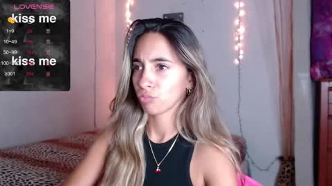 Snapshot of mitchwilson1 chatting on 10.16.25 mitchwilson1 online show from 10.16.25