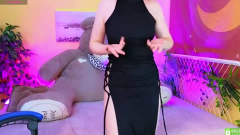 Snapshot of mizukinoyoru chatting on 02.24.25 Mizuki online show from 02.24.25