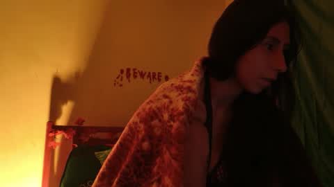 MoonLipson online show from 11.04.25