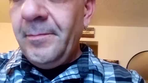 HungHandsomeSquirter online show from 12.16.24