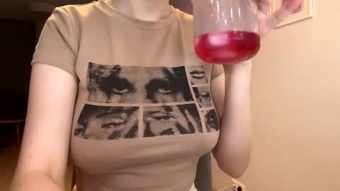 Snapshot of mmm_sweety_kitty chatting on 12.02.24 mmm_sweety_kitty online show from 12.02.24