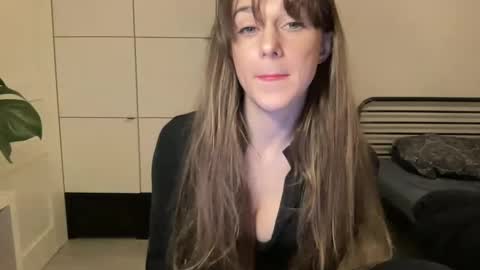 mmminnie online show from 03.01.25