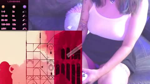 Snapshot of mmmmdarling chatting on 09.22.25 minaDarling online show from 09.22.25