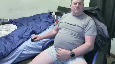 mmmthatsfunnn online show from 02.26.25