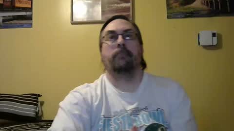 Snapshot of mmr4545 chatting on 03.02.26 mark online show from 03.02.26