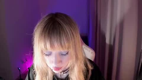 Snapshot of mnepohhh chatting on 02.27.26 mnepohhh online show from 02.27.26