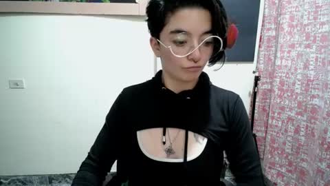 Snapshot of mocca_117 chatting on 06.24.26 Sam online show from 06.24.26