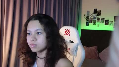 moco_choco online show from 10.12.25