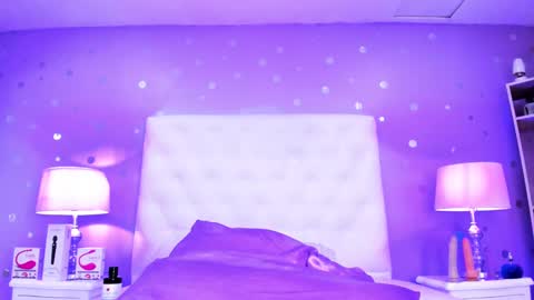 Sophia  online show from 02.05.25