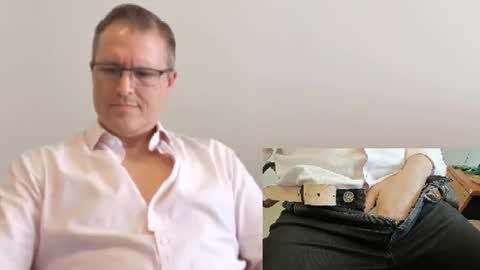 Moe online show from 09.16.25