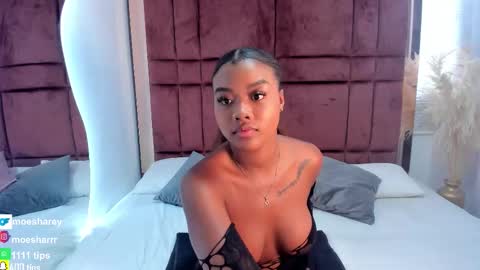 Snapshot of moesha_rey chatting on 12.17.25 Moesha online show from 12.17.25