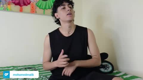 Snapshot of mohamed_malik chatting on 12.05.25 mohamed_malik online show from 12.05.25