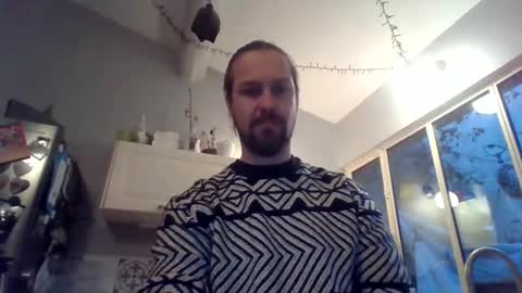 Snapshot of moi9876543210 chatting on 02.27.25 Julien online show from 02.27.25