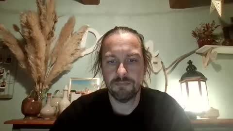 Snapshot of moi9876543210 chatting on 01.06.26 Julien online show from 01.06.26