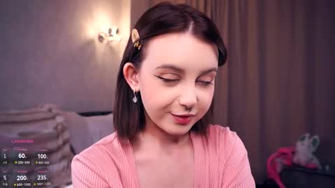 Snapshot of moiregathright chatting on 09.19.25 My name is Eda online show from 09.19.25