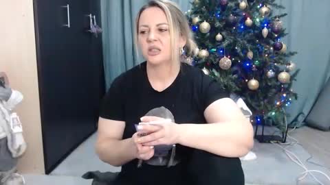 erika online show from 12.28.24