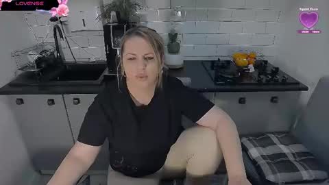 erika online show from 12.16.25