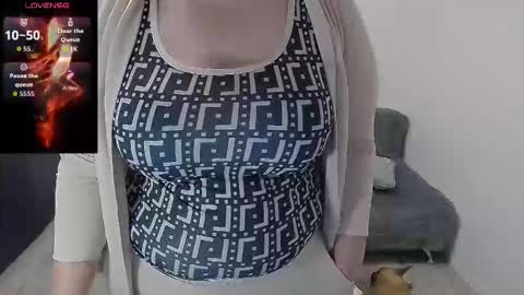 erika online show from 05.08.26