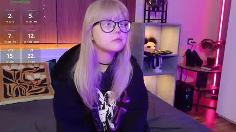 moliqin online show from 04.19.26