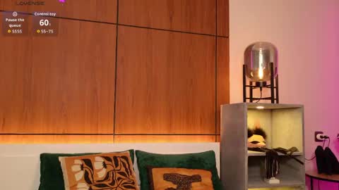 moliqin online show from 04.24.26