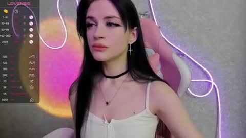 Molly - online show from 07.10.26