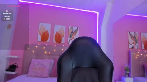    online show from 01.08.26