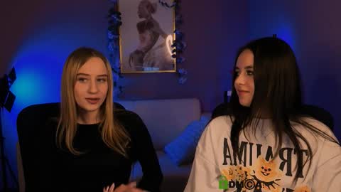 molly_lesser online show from 12.17.25