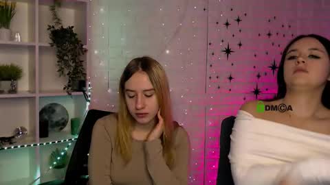 molly_lesser online show from 12.18.25