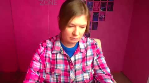 Molly online show from 12.21.25