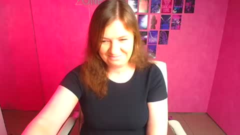 Molly online show from 05.10.26