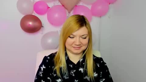 Molly online show from 02.25.25