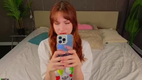 Molly online show from 04.24.26