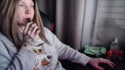 I have new photos come and see with love Molly online show from 11.18.25