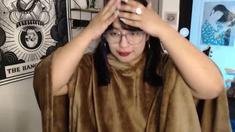 Molly online show from 03.06.25