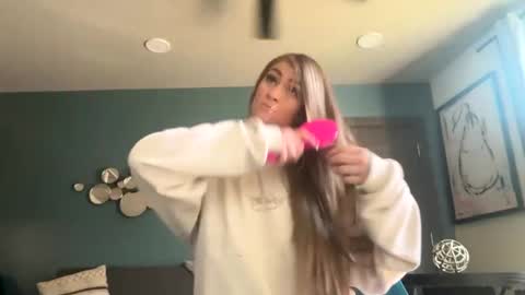 molly_theslut online show from 10.08.25