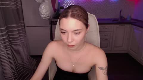 molly_wheel online show from 02.08.25