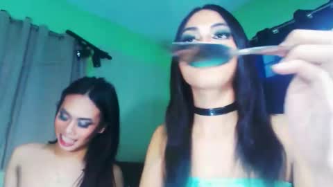 mollycoin18 online show from 10.10.25