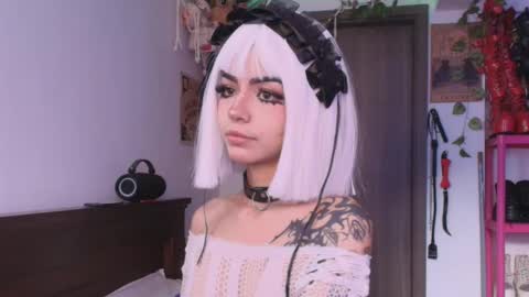 Snapshot of mollycrystalll chatting on 02.26.26 mollycrystalll online show from 02.26.26