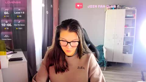  KIRA  online show from 09.19.25