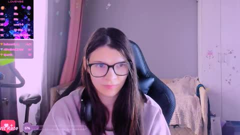  KIRA  online show from 04.08.26