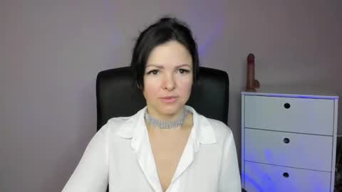 Molly online show from 01.08.26