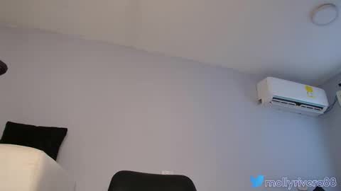 Snapshot of mollyrivera chatting on 09.08.25 Molly online show from 09.08.25