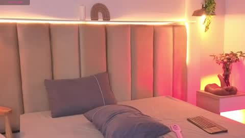 mollyrosse1 online show from 04.01.26