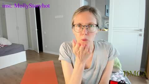AngelMomm online show from 04.30.26
