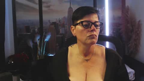 MollySun Nina Randmann online show from 10.04.25