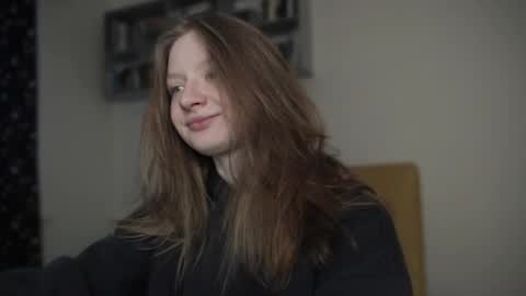 Snapshot of mollytucker chatting on 01.19.25 mollytucker online show from 01.19.25