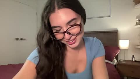 Molly online show from 04.07.26