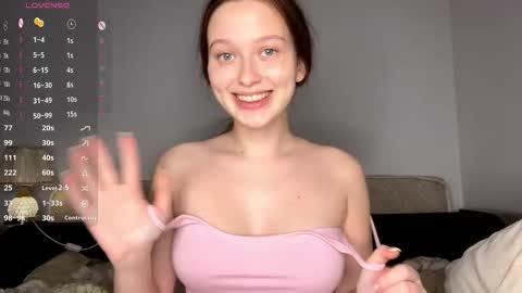 Snapshot of moltenpeach chatting on 03.28.26 Hermina online show from 03.28.26