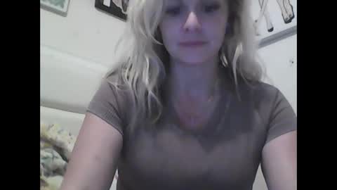 mommabearanpoppabear850 online show from 09.28.25