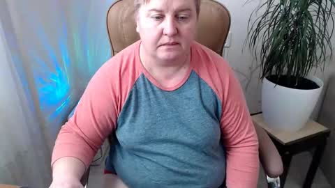 Mommy99X online show from 12.30.24